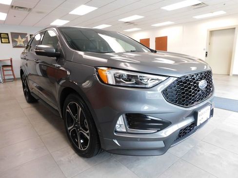Certified 2022 Ford Edge ST w/ Equipment Group 401A AWD/4WD image 3