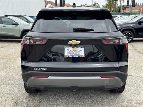 New 2026 Chevrolet Equinox LT w/ Convenience Package II image 4