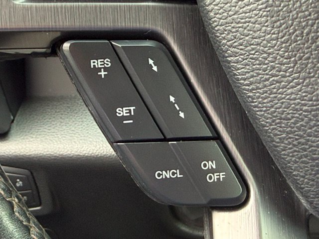 Used 2019 Ford Expedition Platinum AWD/4WD image 17