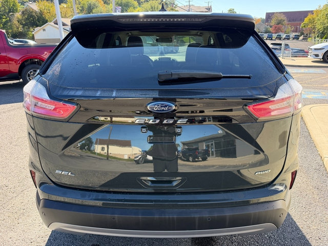 Used 2024 Ford Edge SEL w/ Convenience Package AWD/4WD image 5