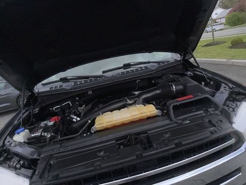 Certified 2018 Ford F150 XLT AWD/4WD image 14