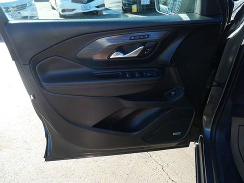 Used 2019 GMC Terrain SLT w/ Preferred Package image 14