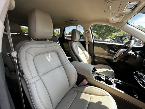 Certified 2024 Lincoln Corsair AWD w/ Equipment Group 101A image 35