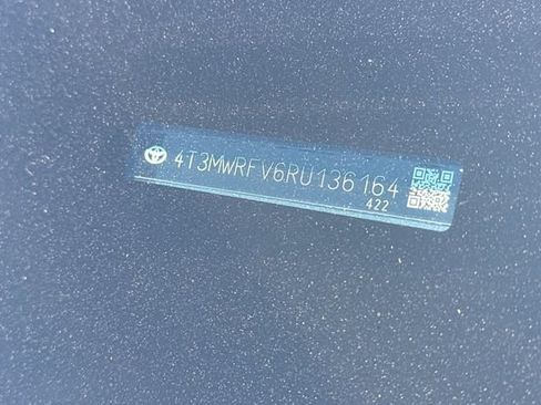 Certified 2024 Toyota RAV4 LE AWD/4WD image 5