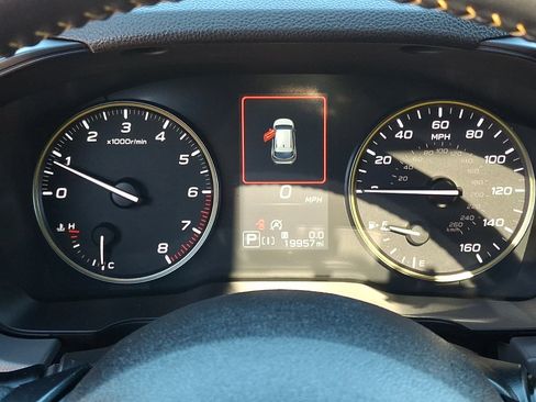 Certified 2024 Subaru Crosstrek 2.5i Sport AWD/4WD image 23