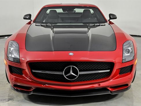Used 2015 Mercedes-Benz SLS AMG GT Final Edition image 7
