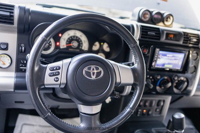 Used 2007 Toyota FJ Cruiser 4WD w/ TRD Special Edition image 42