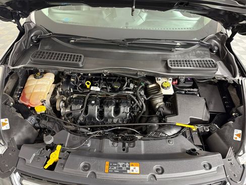 Used 2015 Ford Escape Titanium w/ Equipment Group 301A AWD/4WD image 23