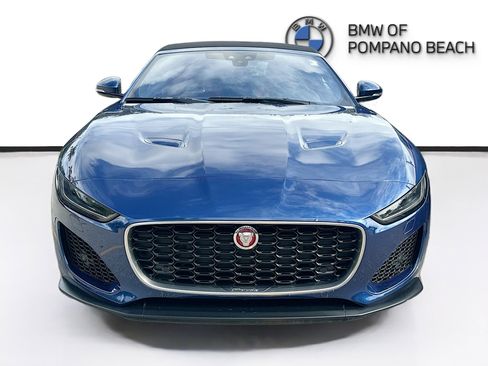 Used 2022 Jaguar F-TYPE Convertible image 2