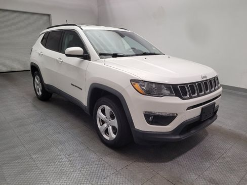 Used 2018 Jeep Compass Latitude w/ Popular Equipment Group AWD/4WD image 13