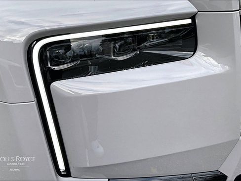 Used 2026 Rolls-Royce Cullinan image 25