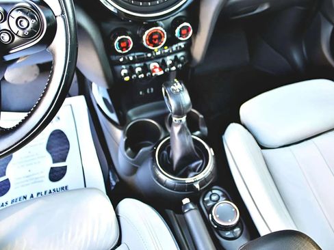 Used 2016 MINI Cooper S FWD image 15
