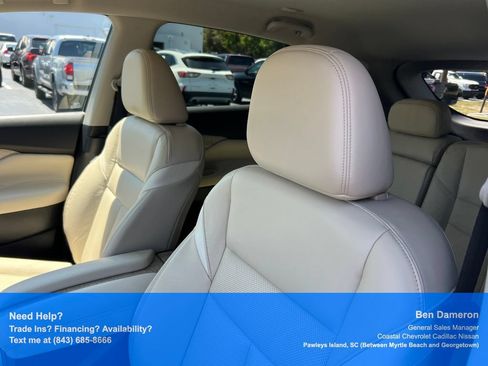 Used 2020 Nissan Murano SL FWD image 11