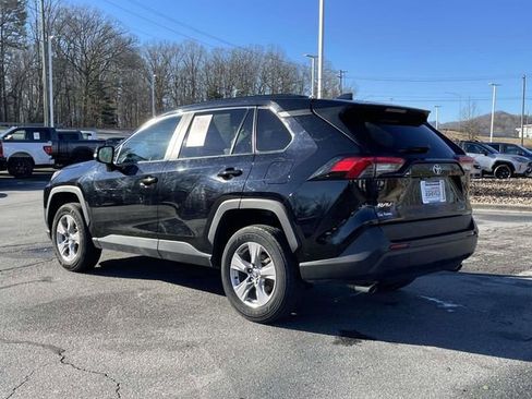 Used 2024 Toyota RAV4 XLE image 3