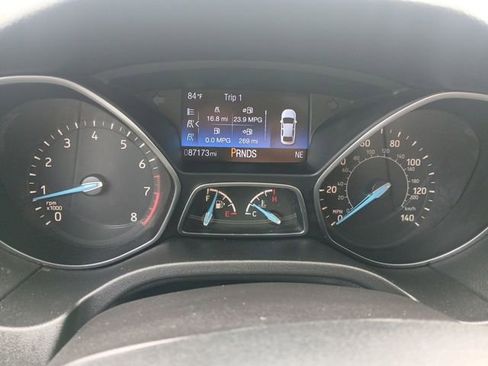 Used 2015 Ford Focus Titanium FWD image 24