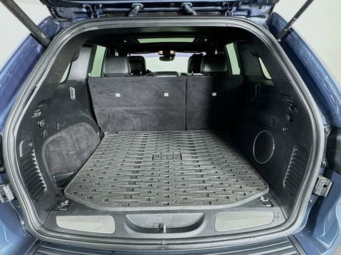 Used 2020 Jeep Grand Cherokee High Altitude image 32
