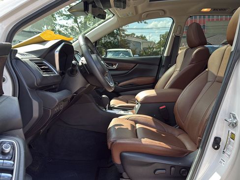 Used 2024 Subaru Ascent Touring AWD/4WD image 9