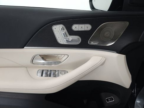 Certified 2026 Mercedes-Benz GLS 450 4MATIC image 6