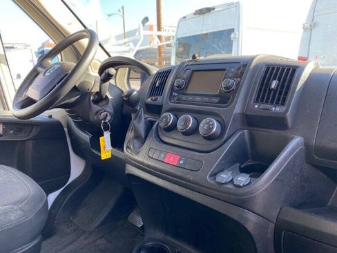 Used 2018 RAM ProMaster 2500 FWD image 7