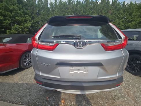 Used 2017 Honda CR-V LX image 5