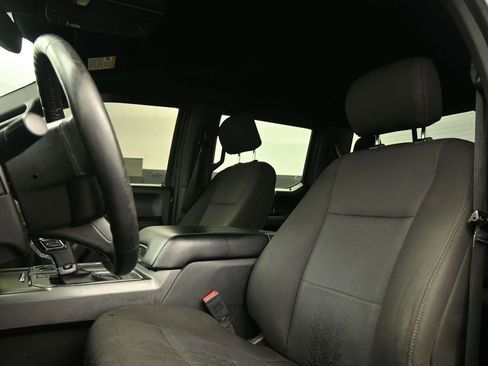 Used 2020 Ford F150 XLT w/ Equipment Group 302A Luxury AWD/4WD image 3