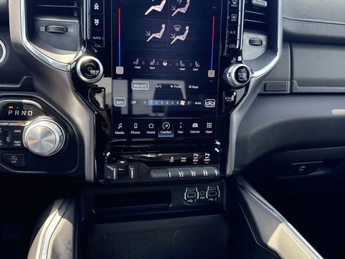 Used 2024 RAM 1500 Laramie image 10