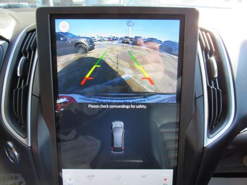 Used 2024 Ford Edge SEL w/ Sport Appearance Package AWD/4WD image 39