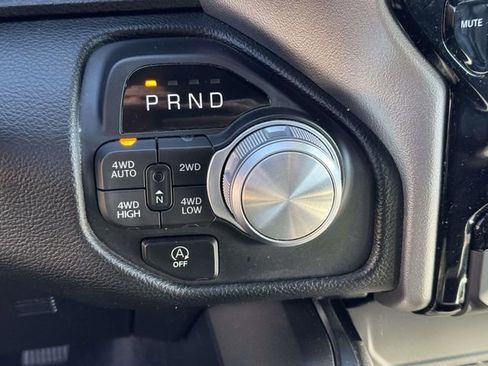 Used 2025 RAM 1500 Laramie image 18
