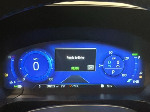 Used 2020 Ford Escape Titanium AWD/4WD image 15