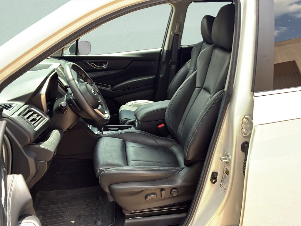 Used 2023 Subaru Ascent Limited w/ Technology Package AWD/4WD image 15