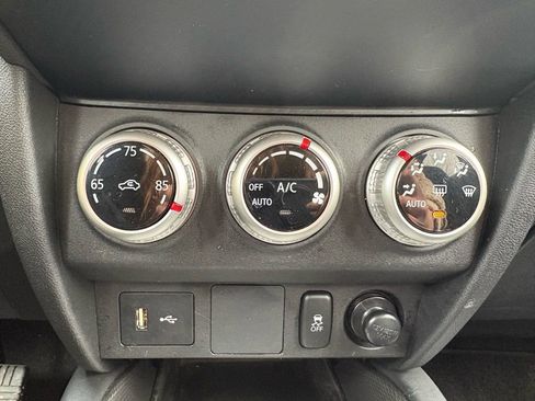 Used 2025 Mitsubishi Outlander Sport ES AWD/4WD image 28