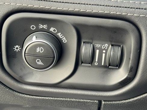 New 2026 RAM 1500 Limited AWD/4WD image 15