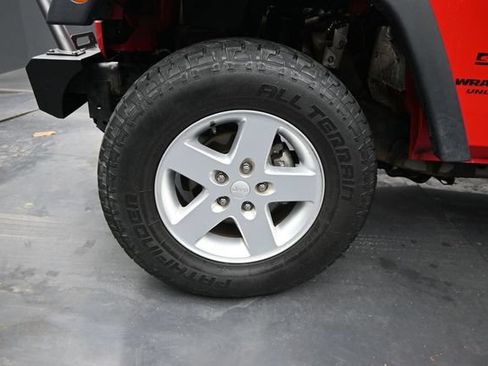 Used 2015 Jeep Wrangler Unlimited Sport w/ Quick Order Package 24S AWD/4WD image 37