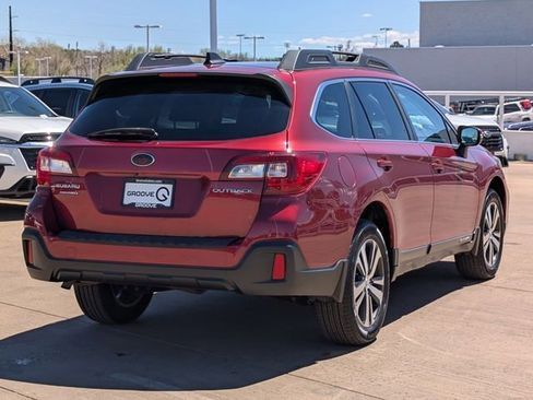 Used 2019 Subaru Outback 2.5i Limited image 3
