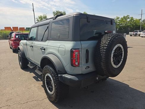 Used 2023 Ford Bronco Badlands w/ Sasquatch Package AWD/4WD image 6