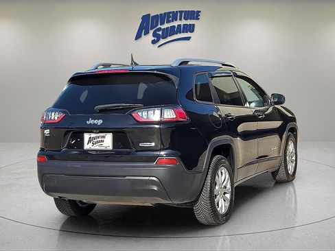 Used 2020 Jeep Cherokee Latitude FWD image 6