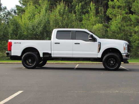 Used 2024 Ford F250 XL w/ XL Chrome Package AWD/4WD image 4