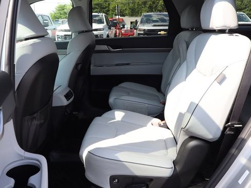 Used 2025 Hyundai Palisade SEL AWD/4WD image 29