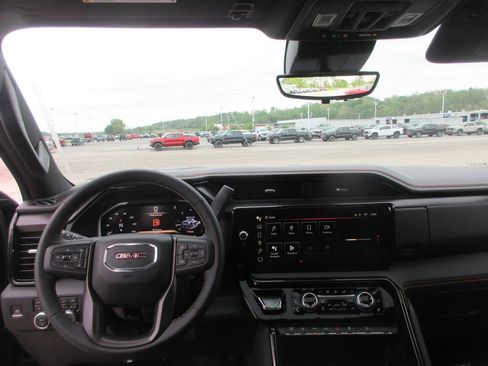 New 2026 GMC Sierra 2500 AT4 w/ AT4 Premium Plus Package AWD/4WD image 17