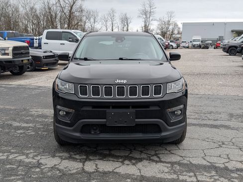 Used 2021 Jeep Compass Latitude w/ Driver Assistance Group image 8