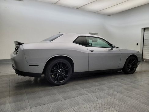 Used 2017 Dodge Challenger R/T w/ Blacktop Package image 10