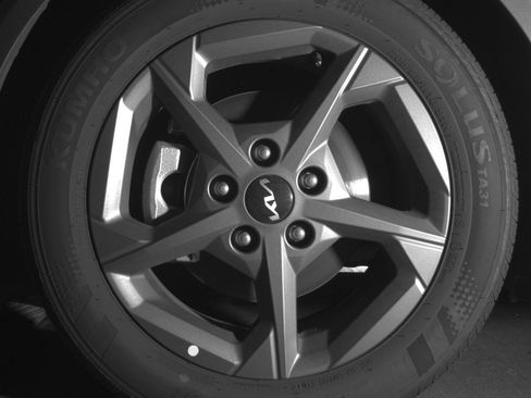 Used 2025 Kia K4 FWD image 12