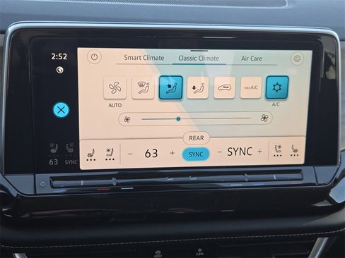 New 2026 Volkswagen Atlas SE image 16