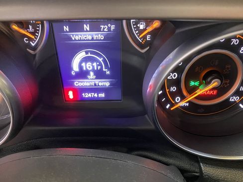 Used 2019 Jeep Wrangler Sport AWD/4WD image 35