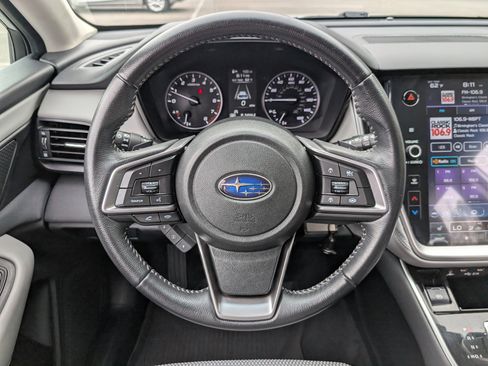 Used 2022 Subaru Outback Premium image 23
