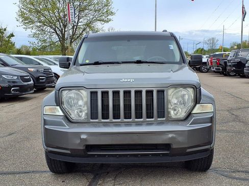 Used 2012 Jeep Liberty Sport w/ Popular Equipment Group AWD/4WD image 2