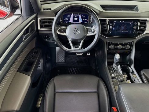 Used 2023 Volkswagen Atlas Cross Sport SEL R-Line AWD/4WD image 21