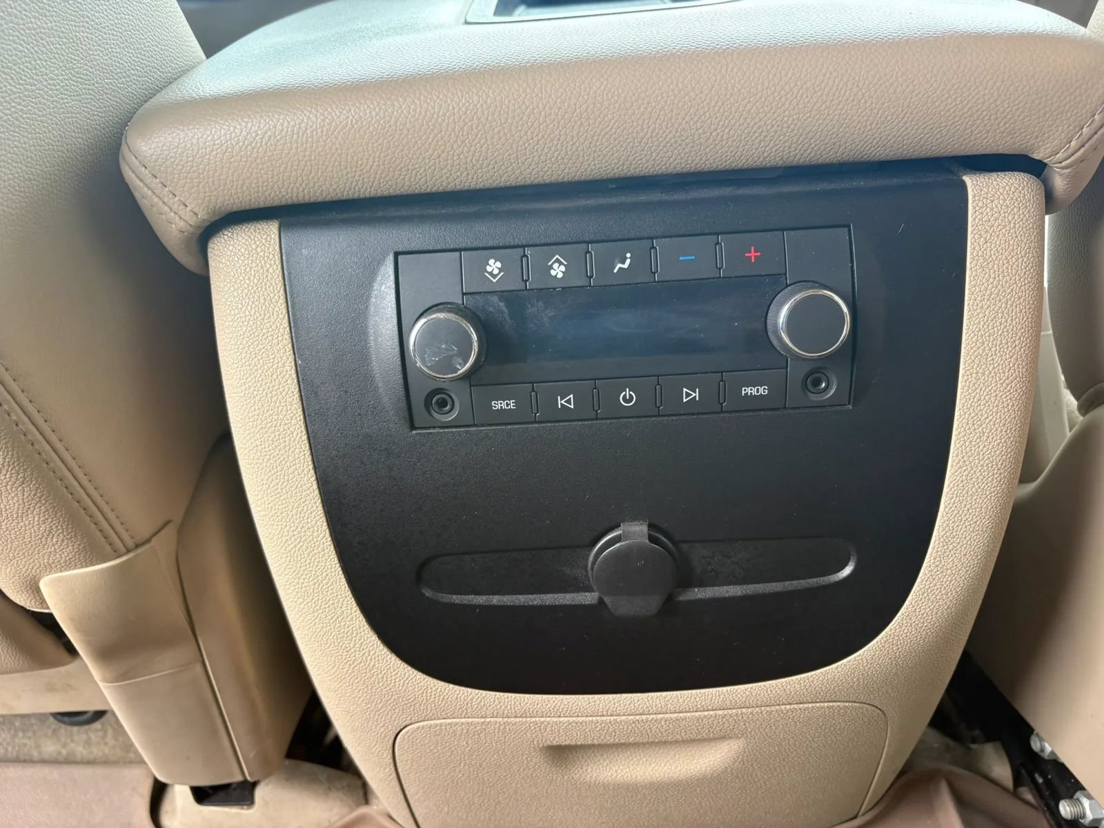 Used 2008 Chevrolet Tahoe LT w/ LT Preferred Equipment Group AWD/4WD image 11