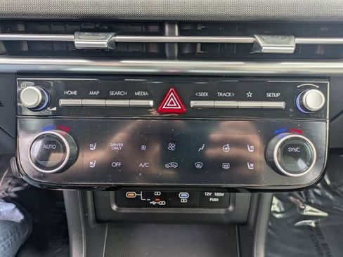 Used 2025 Hyundai Tucson Limited AWD/4WD image 27