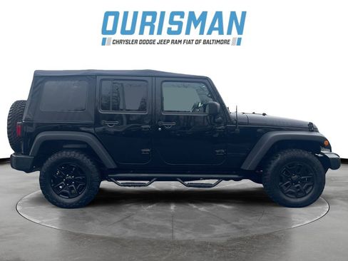 Used 2018 Jeep Wrangler Unlimited Sport image 7